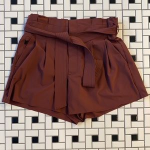 Athleta skyline shorts size 6